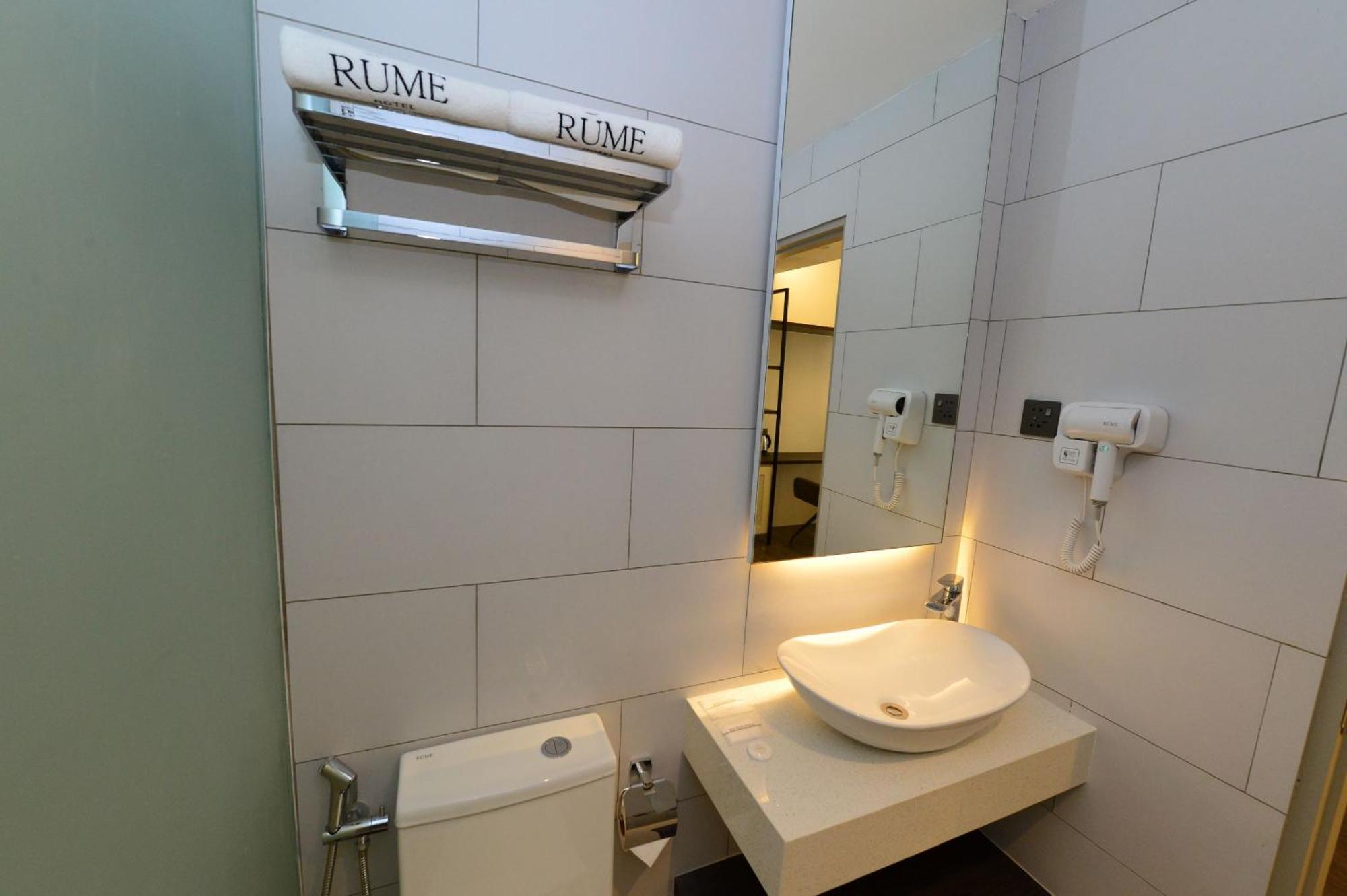 Rume Hotel Kuching Zewnętrze zdjęcie